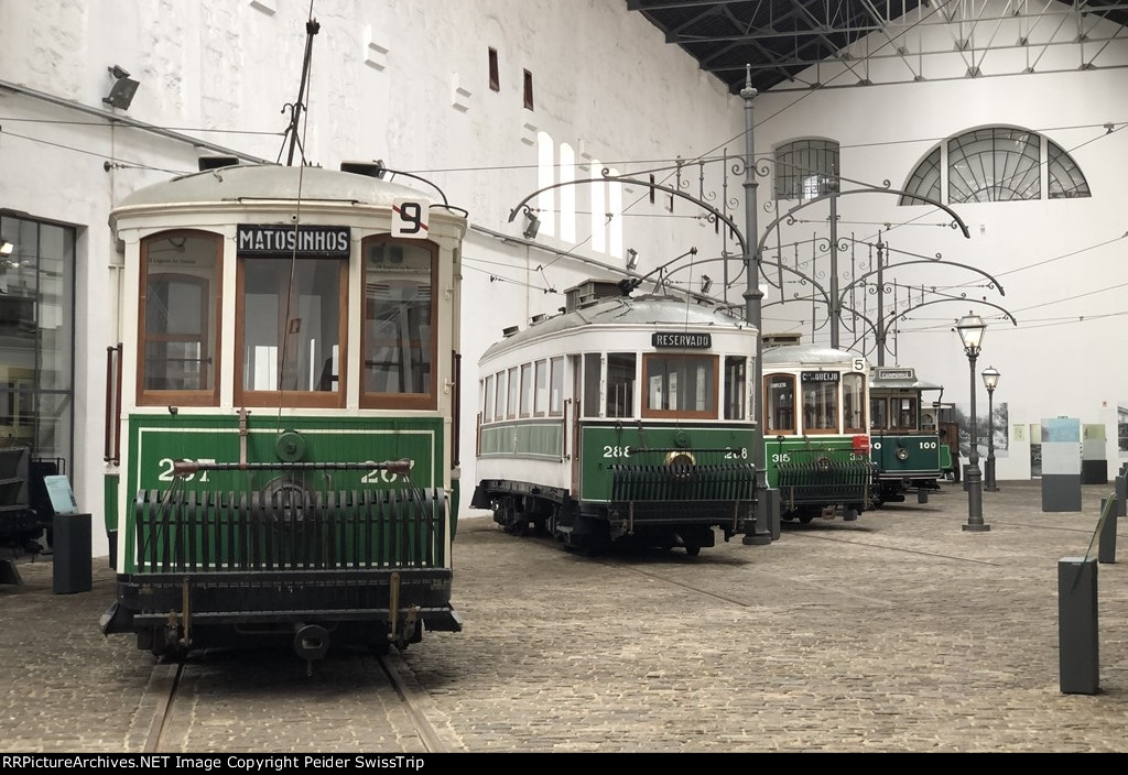 Historic streetcars in Porto